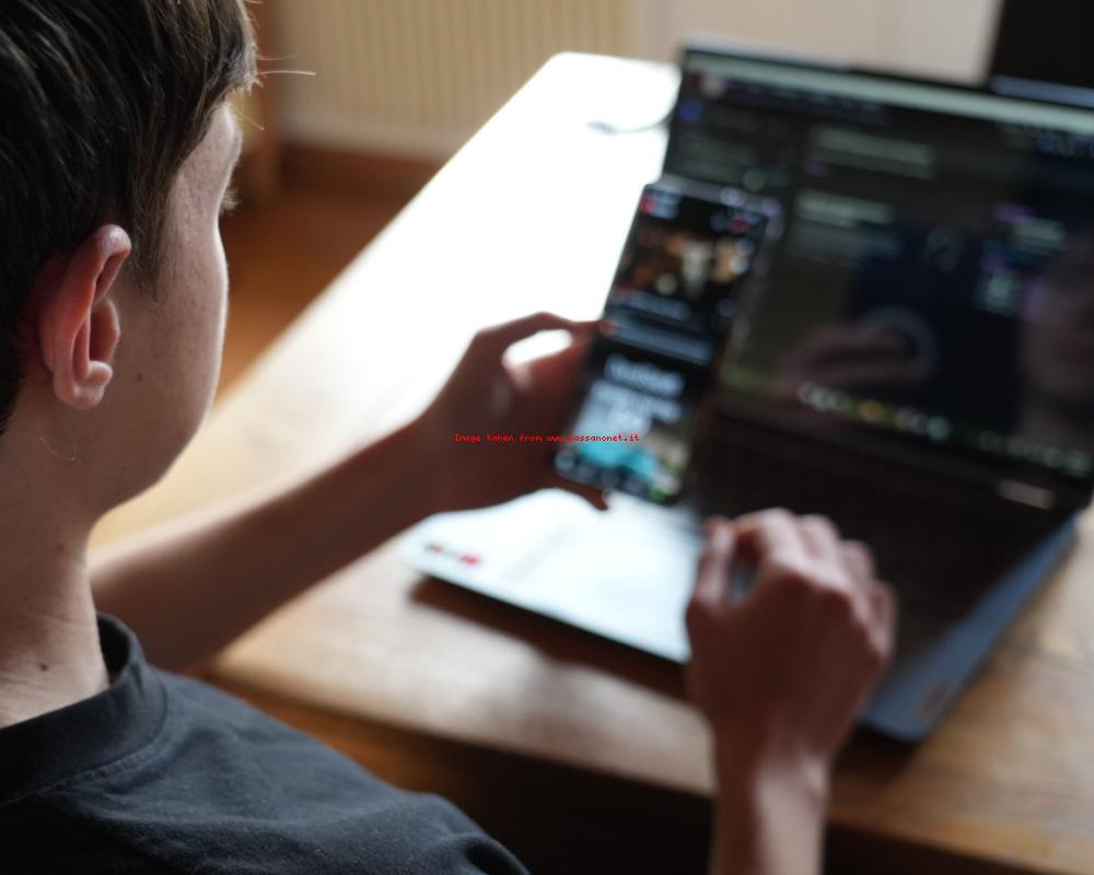 Bassanonet.it Social network e minori: il vuoto legislativo italiano